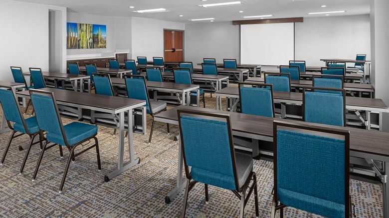 <b>Hampton Inn Phoenix-Biltmore Meeting</b>. Images powered by <a href="https://iceportal.shijigroup.com/" title="IcePortal" target="_blank">IcePortal</a>.
