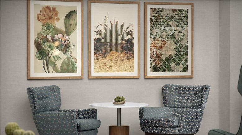 <b>Hampton Inn & Suites Glendale-Westgate Lobby</b>. Images powered by <a href="https://iceportal.shijigroup.com/" title="IcePortal" target="_blank">IcePortal</a>.
