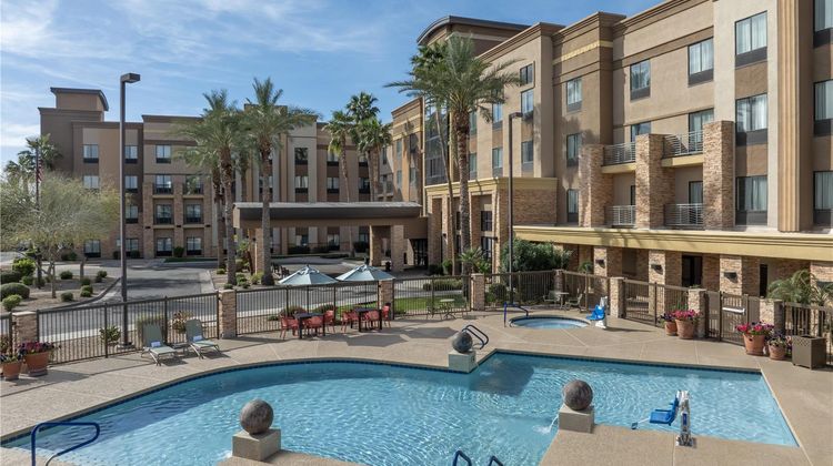 Hampton Inn & Suites Glendale-Westgate Pool
