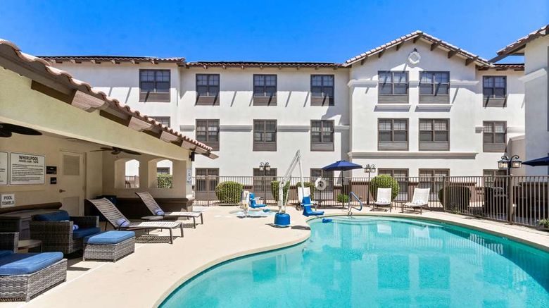 <b>Hampton Inn & Suites Phoenix-Goodyear Pool</b>. Images powered by <a href="https://iceportal.shijigroup.com/" title="IcePortal" target="_blank">IcePortal</a>.