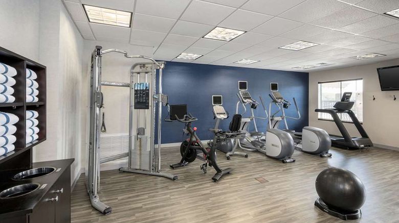 <b>Hampton Inn & Suites North/Happy Valley Health</b>. Images powered by <a href="https://iceportal.shijigroup.com/" title="IcePortal" target="_blank">IcePortal</a>.