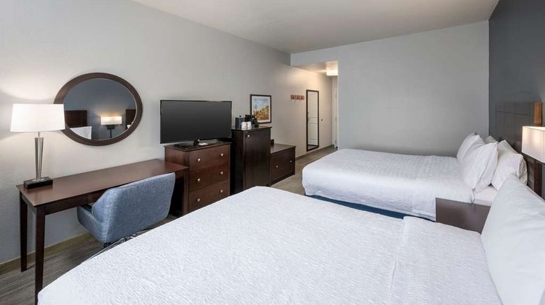 <b>Hampton Inn & Suites North/Happy Valley Room</b>. Images powered by <a href="https://iceportal.shijigroup.com/" title="IcePortal" target="_blank">IcePortal</a>.