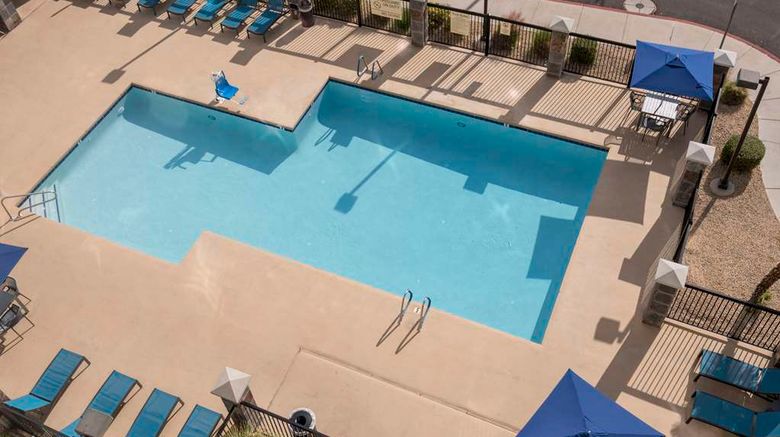 <b>Hampton Inn & Suites North/Happy Valley Pool</b>. Images powered by <a href="https://iceportal.shijigroup.com/" title="IcePortal" target="_blank">IcePortal</a>.