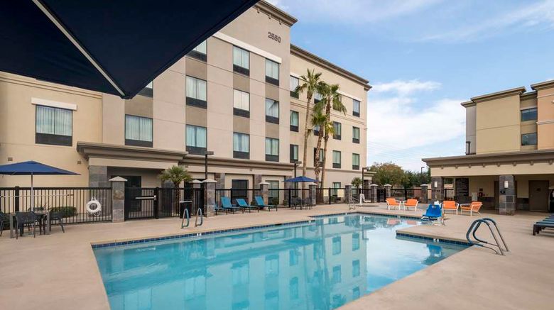 <b>Hampton Inn & Suites North/Happy Valley Pool</b>. Images powered by <a href="https://iceportal.shijigroup.com/" title="IcePortal" target="_blank">IcePortal</a>.