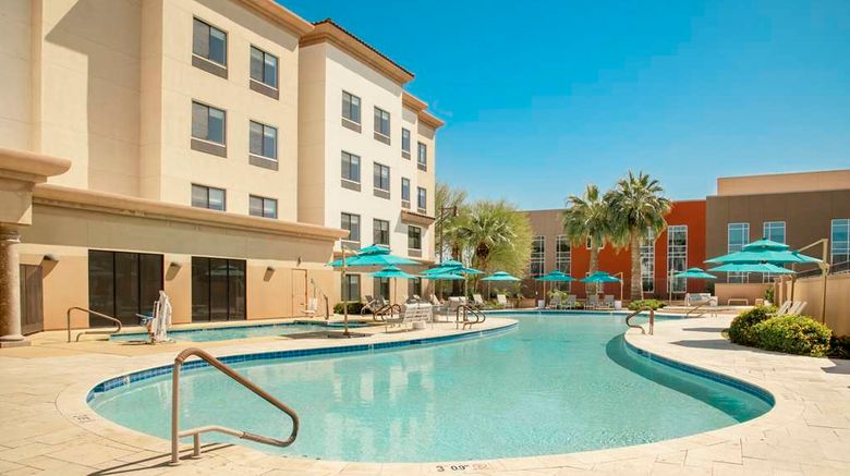 <b>DoubleTree by Hilton Phoenix-Gilbert Pool</b>. Images powered by <a href="https://iceportal.shijigroup.com/" title="IcePortal" target="_blank">IcePortal</a>.
