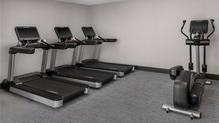 DoubleTree by Hilton Phoenix-Gilbert Health