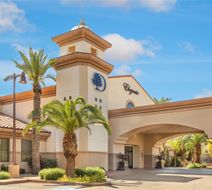 DoubleTree by Hilton Phoenix-Gilbert Exterior