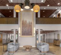 DoubleTree by Hilton Phoenix-Gilbert Lobby