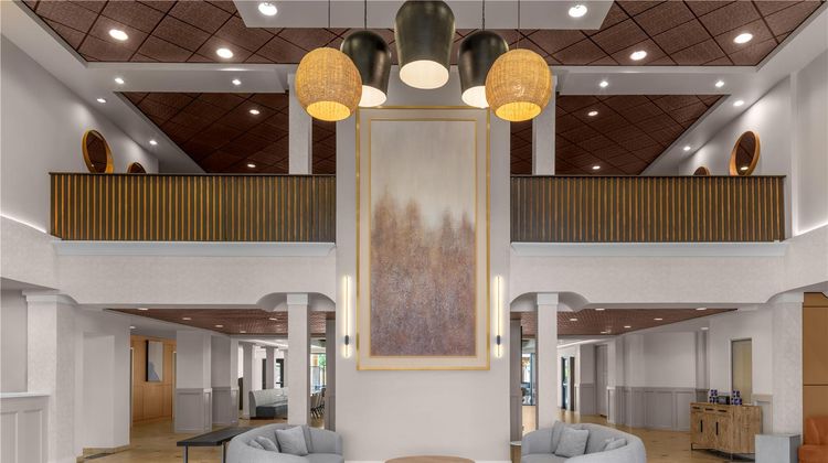 DoubleTree by Hilton Phoenix-Gilbert Lobby