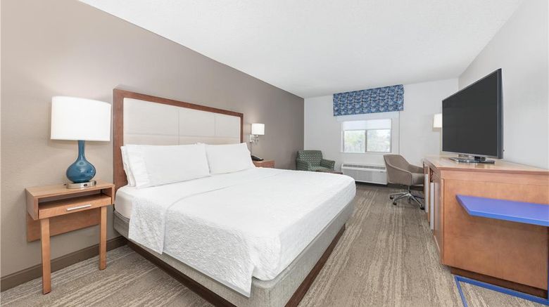 <b>Hampton Inn Phoenix Midtown/Downtown Room</b>. Images powered by <a href="https://iceportal.shijigroup.com/" title="IcePortal" target="_blank">IcePortal</a>.