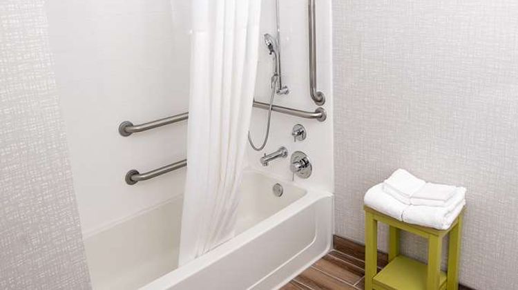 Hampton Inn Pickwick Dam-At Shiloh Falls Room