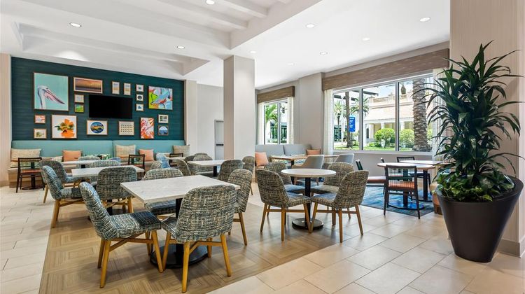 Hampton Inn & Suites, Downtown Restaurant