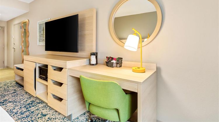 Hampton Inn & Suites, Downtown Room