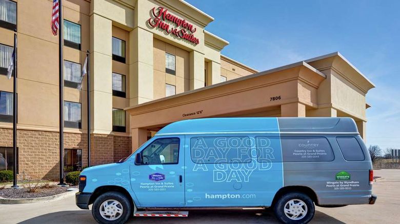 <b>Hampton Inn & Suites Peoria Exterior</b>. Images powered by <a href="https://iceportal.shijigroup.com/" title="IcePortal" target="_blank">IcePortal</a>.