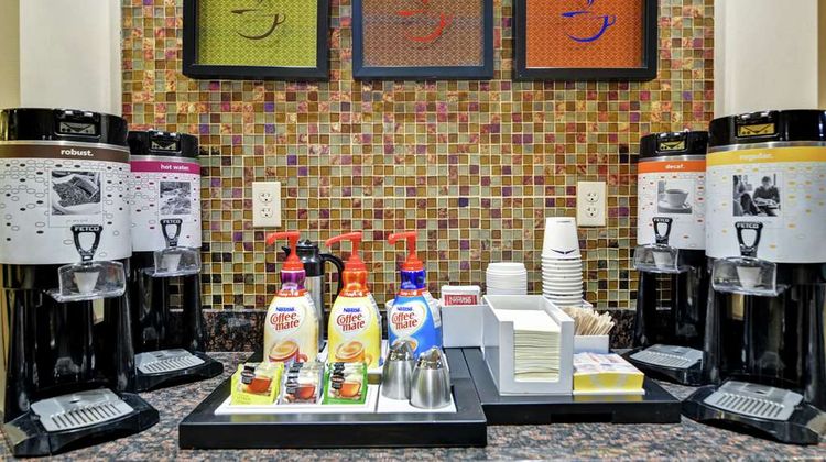 Hampton Inn & Suites Peoria Restaurant
