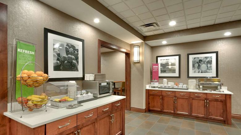 <b>Hampton Inn & Suites Pocatello Restaurant</b>. Images powered by <a href="https://iceportal.shijigroup.com/" title="IcePortal" target="_blank">IcePortal</a>.