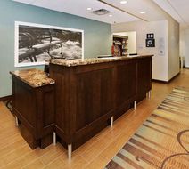 Hampton Inn Pittsburgh Bridgeville Lobby