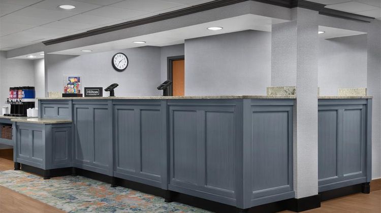 Hampton Inn Pittsburgh/Greentree Lobby