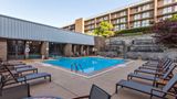<b>DoubleTree Pittsburgh Green Tree Pool</b>. Images powered by <a href="https://iceportal.shijigroup.com/" title="IcePortal" target="_blank">IcePortal</a>.