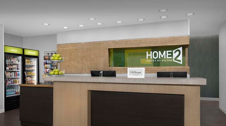 Home2 Suites Pittsburgh/McCandless Lobby