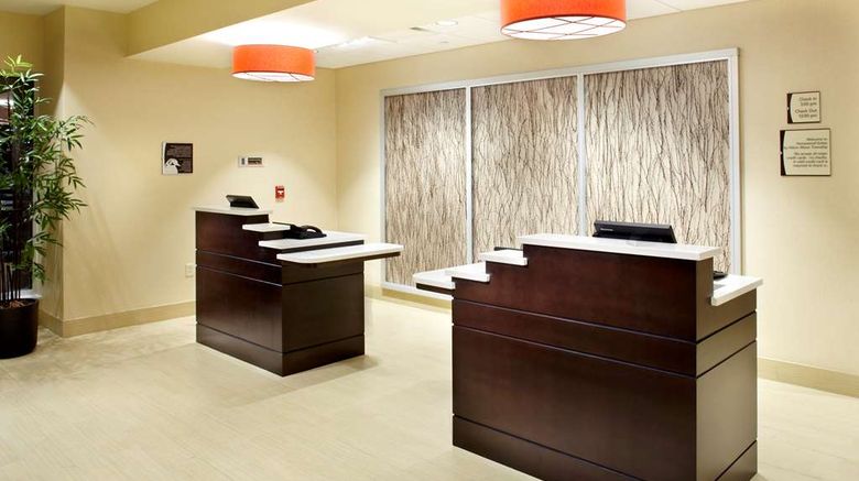 <b>Homewood Suites Pittsburgh Airport Lobby</b>. Images powered by <a href="https://iceportal.shijigroup.com/" title="IcePortal" target="_blank">IcePortal</a>.