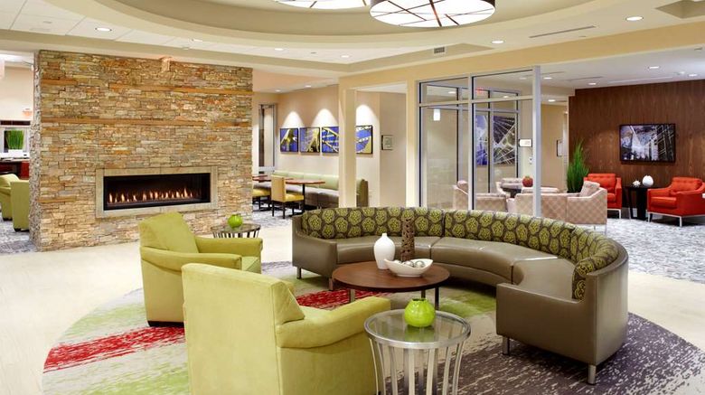 <b>Homewood Suites Pittsburgh Airport Lobby</b>. Images powered by <a href="https://iceportal.shijigroup.com/" title="IcePortal" target="_blank">IcePortal</a>.