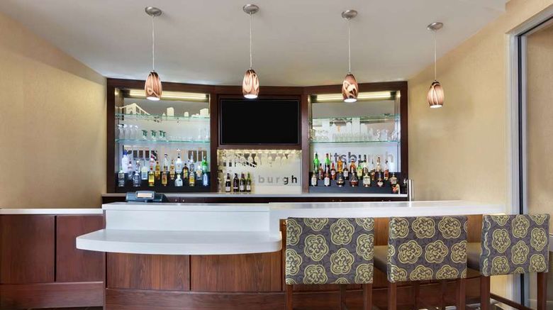 <b>Homewood Suites Pittsburgh Airport Restaurant</b>. Images powered by <a href="https://iceportal.shijigroup.com/" title="IcePortal" target="_blank">IcePortal</a>.