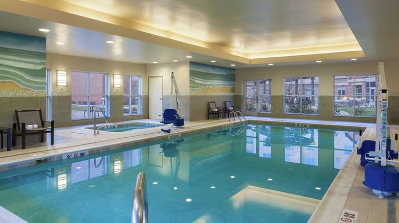 <b>Homewood Suites by Hilton Pittsburgh Pool</b>. Images powered by <a href="https://iceportal.shijigroup.com/" title="IcePortal" target="_blank">IcePortal</a>.