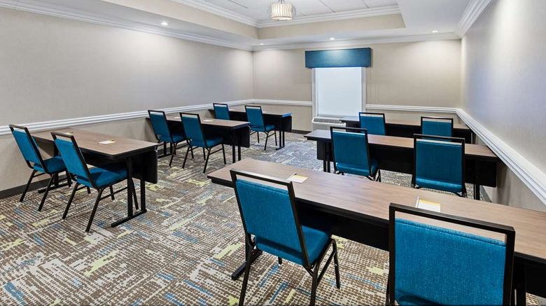<b>Hampton Inn Pikeville Meeting</b>. Images powered by <a href="https://iceportal.shijigroup.com/" title="IcePortal" target="_blank">IcePortal</a>.