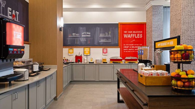 <b>Hampton Inn Pikeville Restaurant</b>. Images powered by <a href="https://iceportal.shijigroup.com/" title="IcePortal" target="_blank">IcePortal</a>.