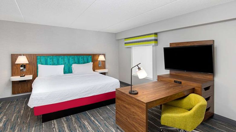 <b>Hampton Inn Pikeville Room</b>. Images powered by <a href="https://iceportal.shijigroup.com/" title="IcePortal" target="_blank">IcePortal</a>.