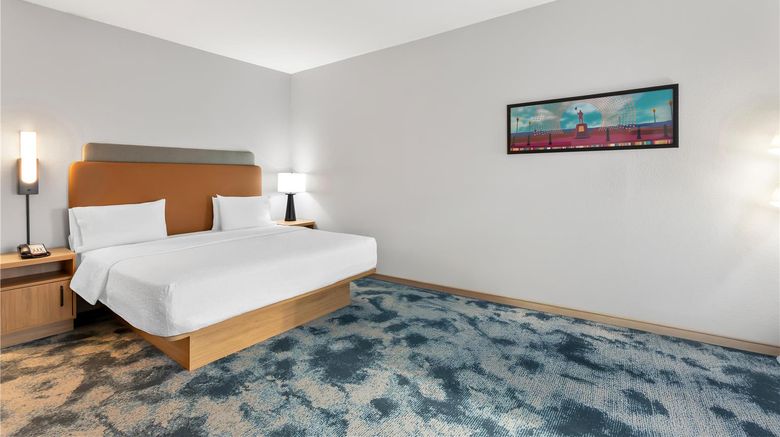 <b>Hampton Inn & Suites I-10 Pine Forest Rd Room</b>. Images powered by <a href="https://iceportal.shijigroup.com/" title="IcePortal" target="_blank">IcePortal</a>.