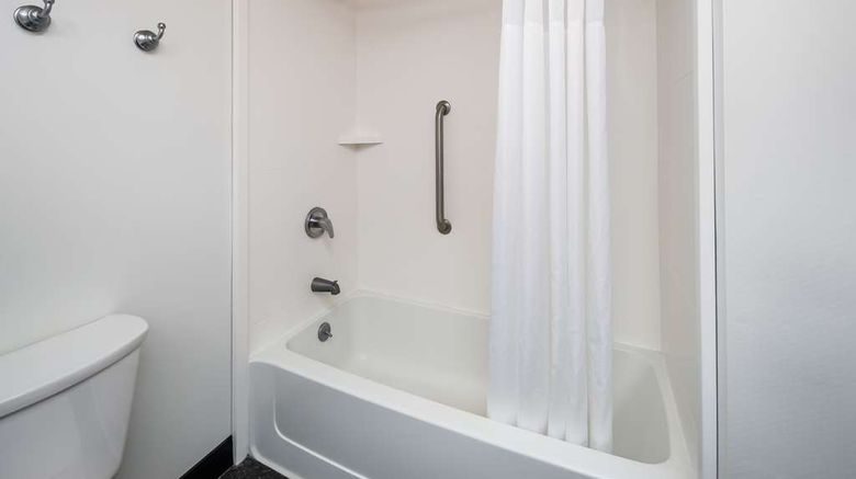 <b>Hampton Inn & Suites Navarre Room</b>. Images powered by <a href="https://iceportal.shijigroup.com/" title="IcePortal" target="_blank">IcePortal</a>.