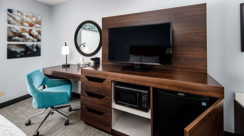 <b>Hampton Inn & Suites Navarre Room</b>. Images powered by <a href="https://iceportal.shijigroup.com/" title="IcePortal" target="_blank">IcePortal</a>.
