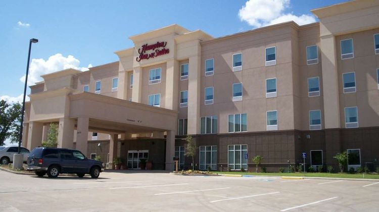 Hampton Inn and Suites Denison Exterior