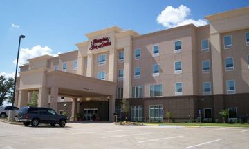 Hampton Inn and Suites Denison