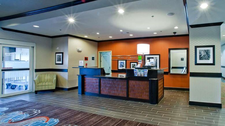 <b>Hampton Inn and Suites Denison Lobby</b>. Images powered by <a href="https://iceportal.shijigroup.com/" title="IcePortal" target="_blank">IcePortal</a>.