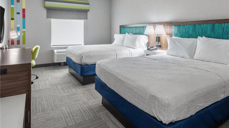 Hampton Inn and Suites Denison Room