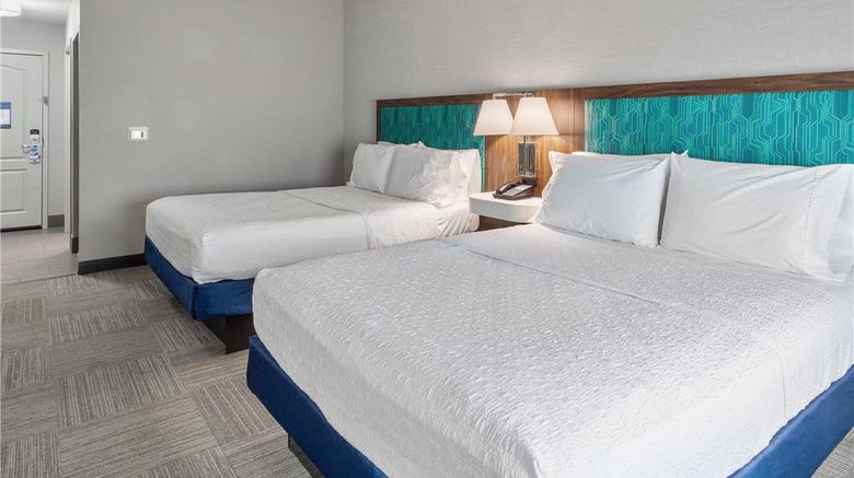 <b>Hampton Inn and Suites Denison Room</b>. Images powered by <a href="https://iceportal.shijigroup.com/" title="IcePortal" target="_blank">IcePortal</a>.