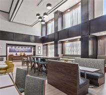 Hampton Inn and Suites Denison Lobby