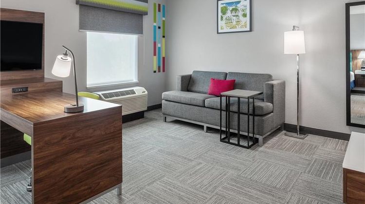 Hampton Inn and Suites Denison Room