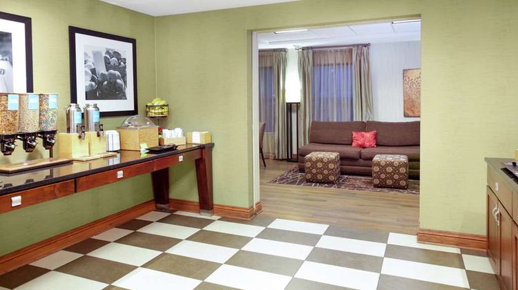 Hampton Inn Portage Restaurant