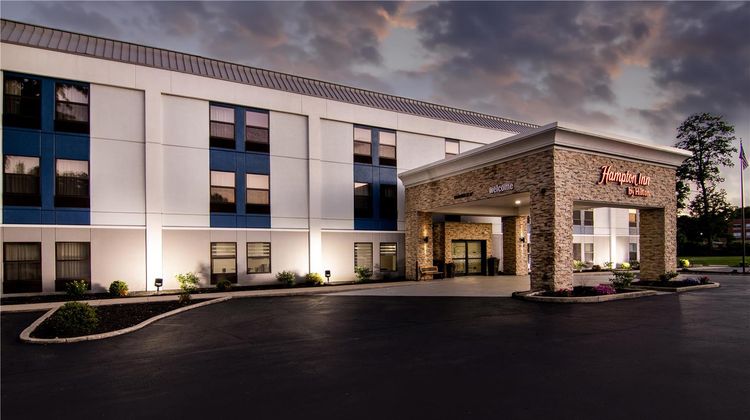 Hampton Inn Portage Exterior