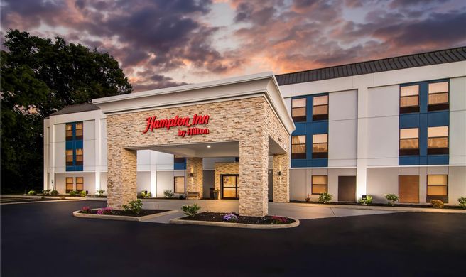 Hampton Inn Portage Exterior