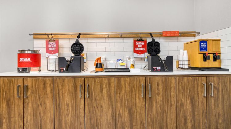 Hampton Inn Portage Restaurant