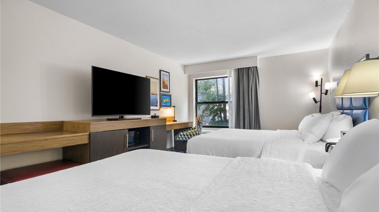 Hampton Inn Portage Room