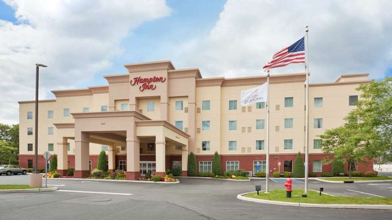 <b>Hampton Inn Kingston Exterior</b>. Images powered by <a href="https://iceportal.shijigroup.com/" title="IcePortal" target="_blank">IcePortal</a>.