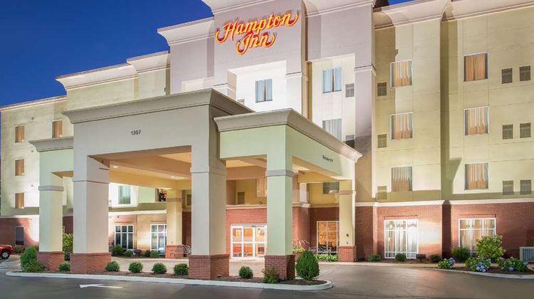 Hampton Inn Kingston Exterior
