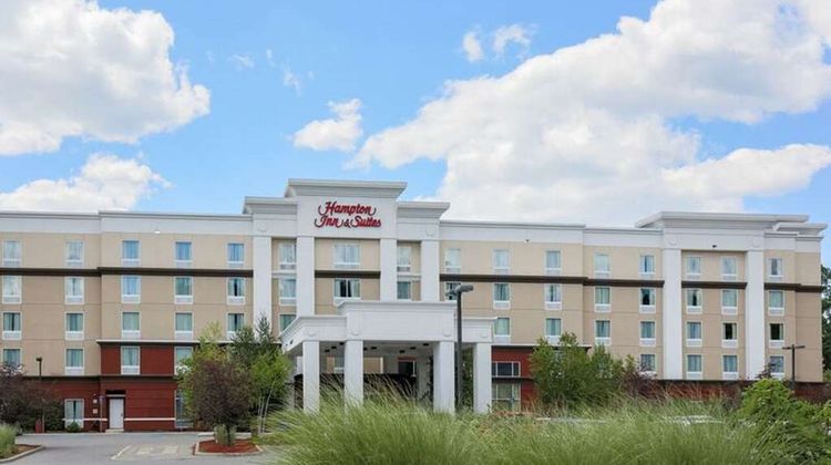 Hampton Inn & Suites Poughkeepsie Exterior