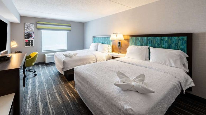 <b>Hampton Inn & Suites Poughkeepsie Room</b>. Images powered by <a href="https://iceportal.shijigroup.com/" title="IcePortal" target="_blank">IcePortal</a>.